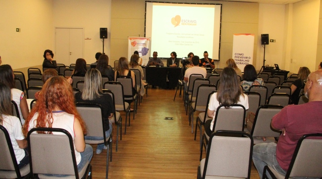 Evento contou com participação de representantes das SREs, do Minsitério Público e do Comitrrate. Foto: Franciele Xavier (ACS/SEE)
